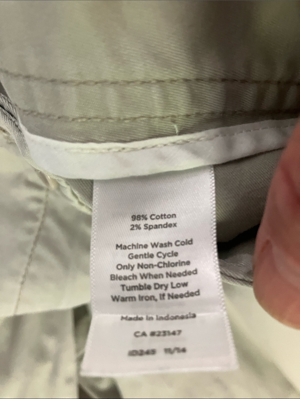 Talbots Bundle- 2 size 12 “The Perfect Skimmer” Capris 1 Navy Blue 1 Tan - Picture 3 of 10